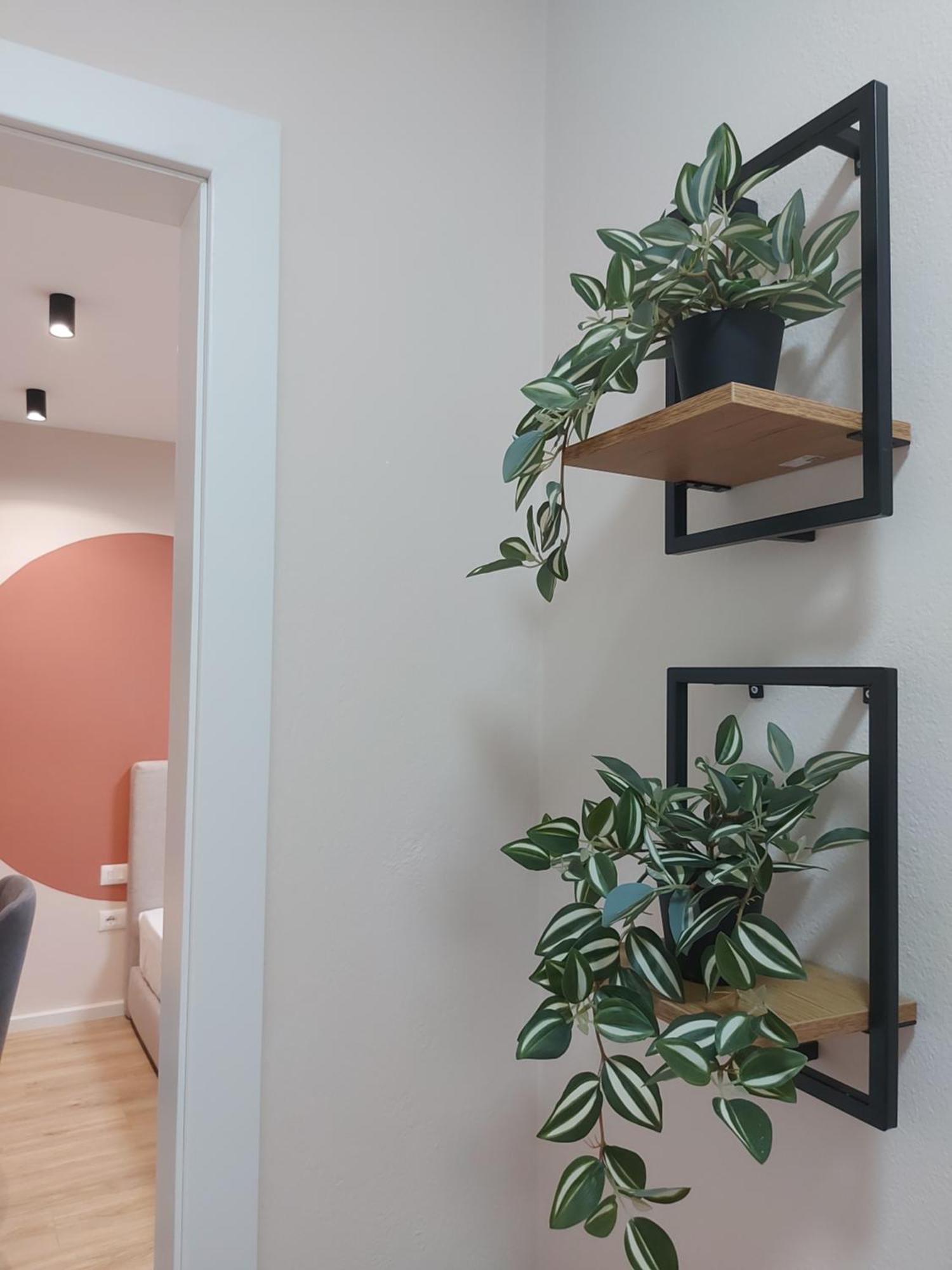 Center Cozy Nest Hotel Тирана Екстериор снимка