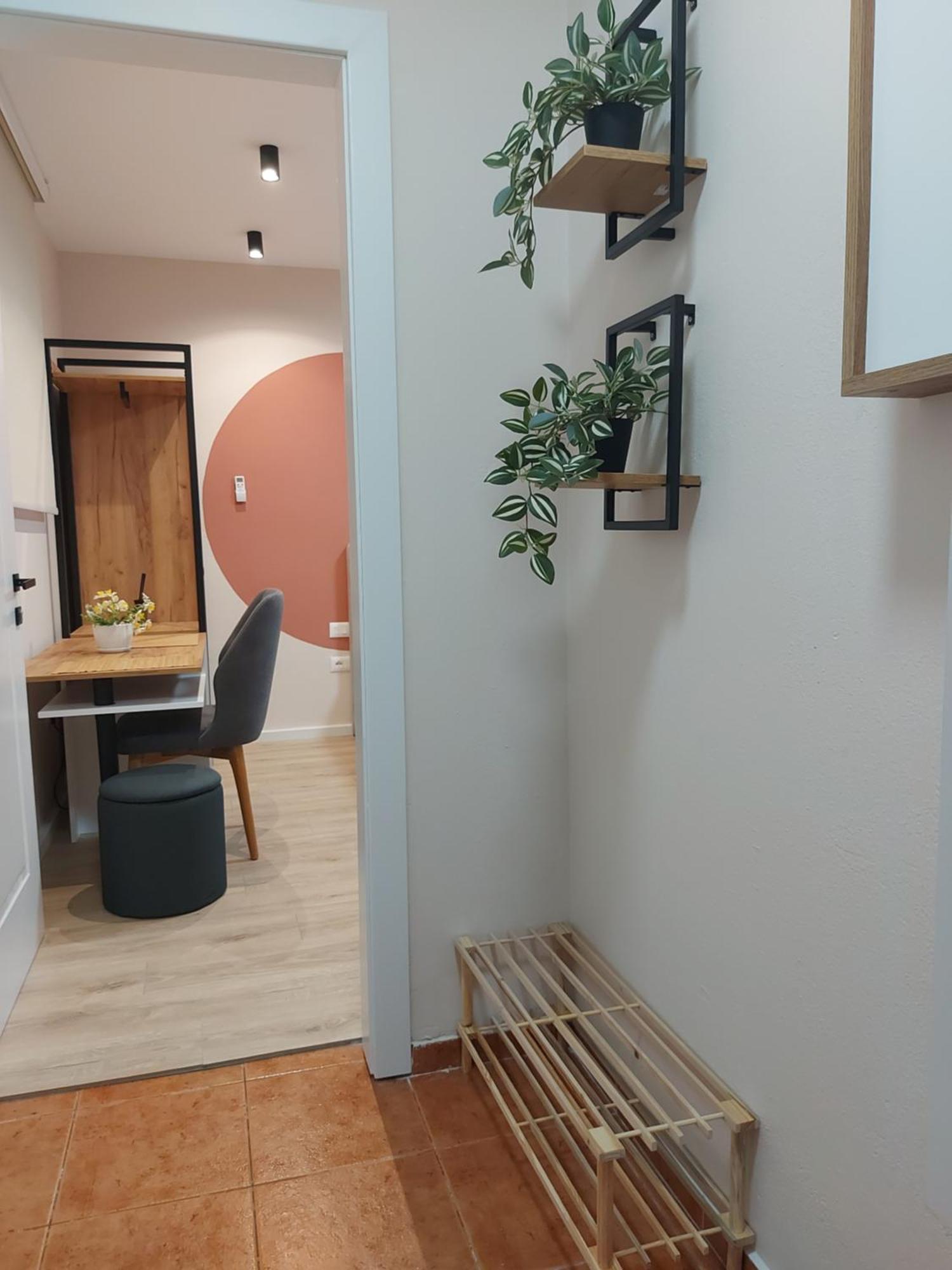 Center Cozy Nest Hotel Тирана Екстериор снимка