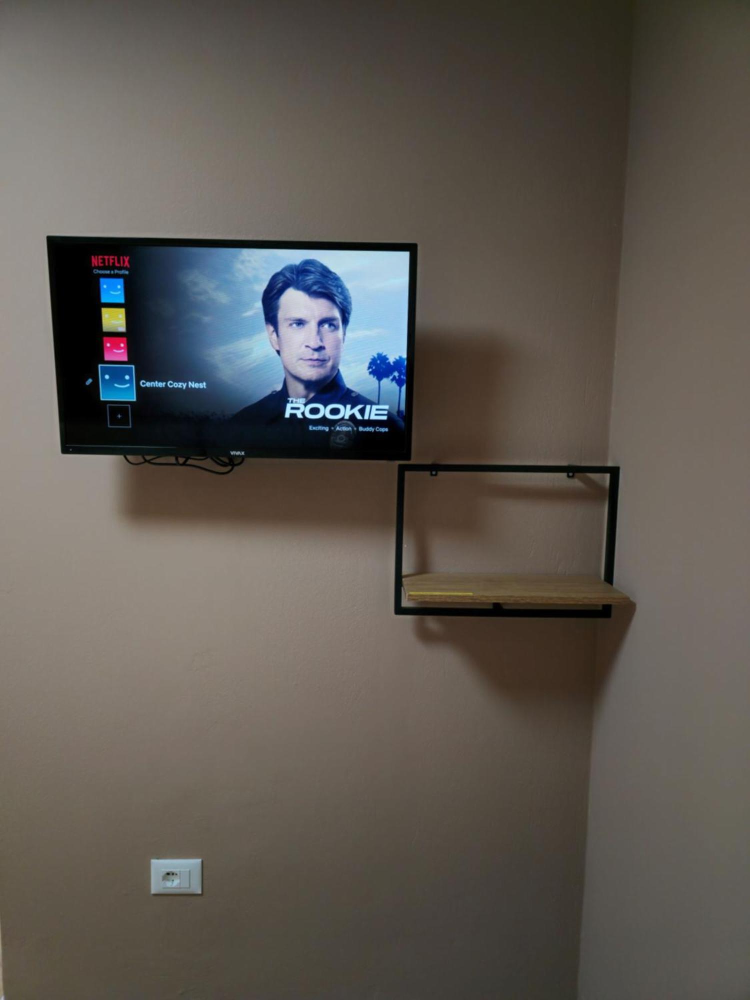 Center Cozy Nest Hotel Тирана Екстериор снимка
